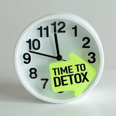 Detox Boost voor een Gezonde Levensstijl - Reinig je lichaam en verhoog je energie met Kracht van Zeoliet en Bio Green Detox! 💪🌿 #detoxboost